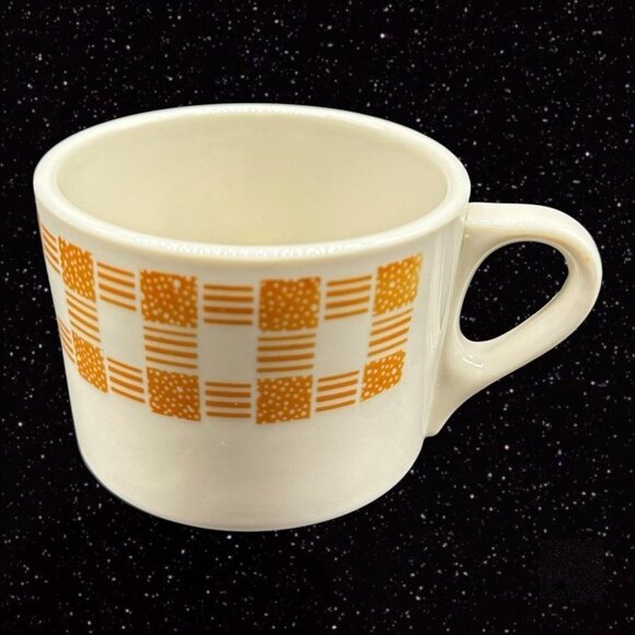 SHENANGO CHINA NEW CASTLE Mug Set Ceramic USA Yellow White 2.5”T 3.25”W Set 4 - Picture 9 of 16